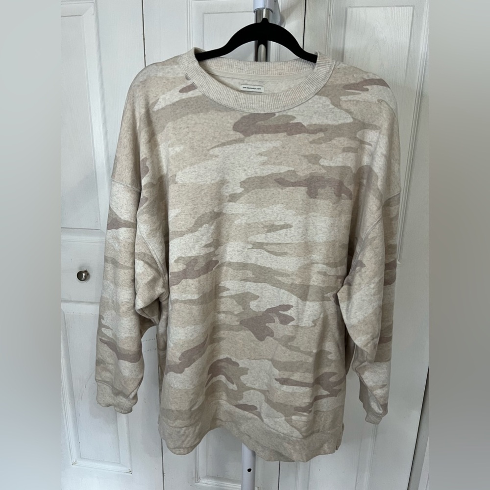 American Eagle Outfitters Camo Sweatshirt - Beige and Cream